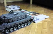 Jeżdżący model czołgu Leopard 2A4 zbudowany z klocków LEGO