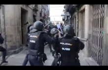300 osobowa bojówka antify vs. 9 policjantów...