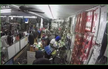 Blacks NOW Robbing Beauty Supply Stores As Others Suffer Through Hurricane.