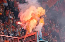 Sceny grozy na stadionie Śląska, kibic stanął w płomieniach