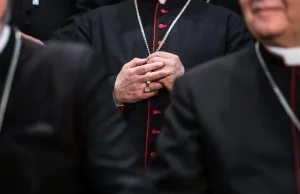 Biskupi ukrywają liczbę księży pedofilów. "Boją się wypłaty odszkodowań".