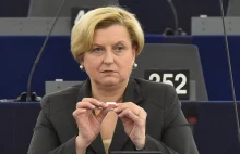 Anna Fotyga demaskuje w Parlamencie Europejskim rosyjską propagandę