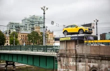 Zamiast sowieckich rzeźb na Zielonym moście... Audi
