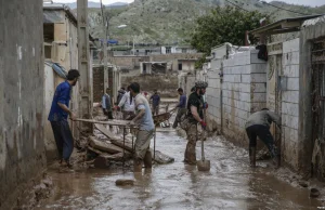 Co najmniej 70 ofiar powodzi w Iranie
