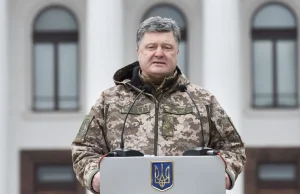 Poroszenko chce, by banderowskie zawołanie było oficjalnym pozdrowieniem armii.