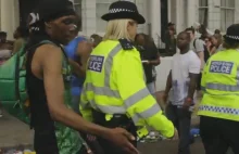 Skandal w Londynie. Czarnoskórzy mężczyźni bezkarnie molestują policjantki