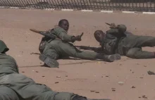 Walki Francuskiej armii na Mali i ciekawy komentarz lektora - kto wyłapie?