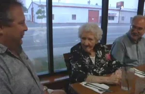 Na wesoło - 109letnia staruszka złamała system promocji w restauracji
