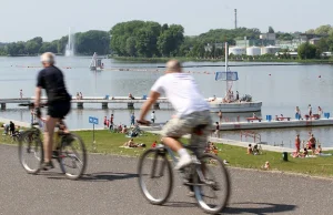 Piraci rowerowi czują się bezkarni. "Ścieżka to nie ulica. Nie obowiązują...