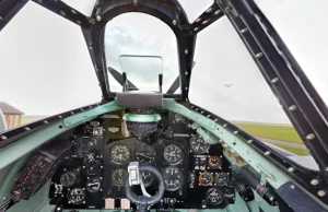 Zasiądźcie za sterami Spitfire Mark IX