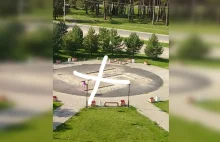 Plac zabaw w kształcie swastyki? Powstaje w Rosji FOTO