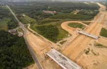 Dwa włoskie wiadukty na A1 pod Kłobuckiem do rozbiórki. Zawiódł beton [ZDJĘCIA]