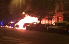 Eksplozje w Brukseli w pobliżu PE. Płoną samochody
