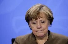 40% Niemców chce dymisji Angeli Merkel z powodu kryzysu imigracyjnego.