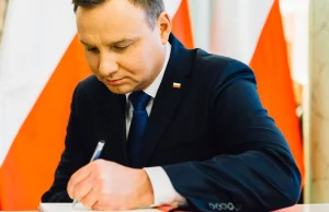 Prezydent Andrzej Duda podpisał ustawę medialną