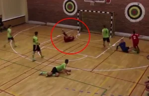 Komedia w meczu futsalu. Takiej bramki jeszcze nie widzieliście - WP...