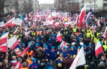 „GW”, „Polityka” i Lis na marszu KOD, Sakiewicz przemawiał na marszu dla rządu