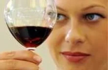 Wino pomaga zachować szczupłą sylwetkę