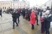 Onufry Koszarny po raz ostatni gra hejnał z Ratusza w Lublinie.