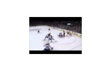 Nietypowa bramka Tomasa Plekaneca - NHL