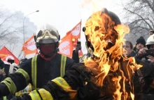 Dramatyczne sceny w Paryżu. Podpalili się dwaj strażacy