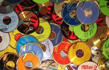 Nastolatki nie wiedzą, jak działają płyty CD — ale czy to źle?