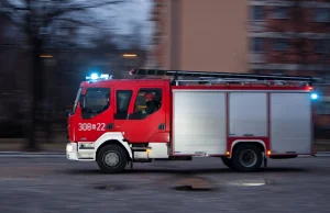 Pożar w gmachu NFZ. Serwerownia stanęła w płomieniach. W akcji 25 strażaków