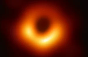 Obraz czarnej dziury wskazuje na nowe ograniczenia masy cząstek ciemnej materii.