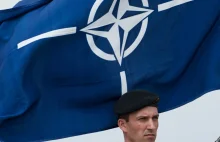 "W przypadku ataku Rosji, pomoc NATO nie jest pewna"