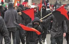 Antifa wykorzystuje Uniwersytet Warszawski do przygotowania manifestacji