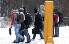 Finlandia wymaga od uchodźców paszportów i wiz - Bankier.pl