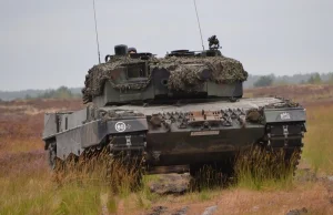 Podczas ćwiczeń na poligonie w Świętoszowie zapalił się czołg Leopard 2A4