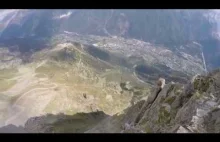 Wingsuit - niesamowity lot[1080p50].