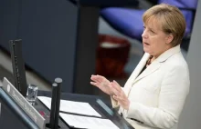 Merkel w ogniu krytyki Niemców za nieudolną politykę wobec imigrantów