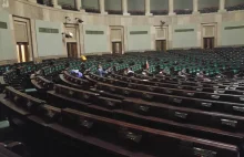 Podaję sposób jak odblokować Salę Plenarną Sejmu przed 11 stycznia 2017.