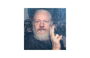 Julian Assange - bohater czy zdrajca? Kto w tej grze jest dobry, a kto zły?