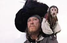 Piraci z Karaibów: Zemsta Salazara - Kłopoty małpy na planie, PETA oburzona