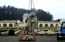 Lwów: kamiennie lwy z Cmentarza Orląt wróciły na swoje miejsce