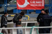 Imigranci urządzają głodówkę - nie chcą deportacji do Turcji