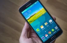 W nowum Galaxy S5 bez żadnej znaczącej przyczyny przestają działać aparaty