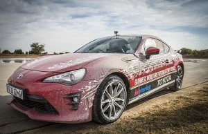 Toyota GT86 pobiła rekord Guinnessa w długości driftu