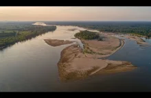 Dronem nad dzikim brzegiem Wisły