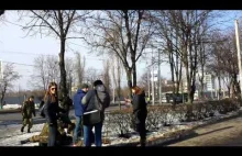 Wideo z wybuchu bomby na marszu w Charkowie