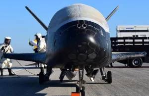 Tajemniczy X-37B powrócił z orbity po 718 dniach
