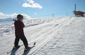 W Zakopanem na WF-ie dzieci będą się uczyć jeździć na nartach!