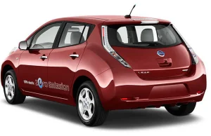 Nissan Leaf. Po 5 latach zasięg spadł do 60 km, za wymianę baterii 89 tys. zł