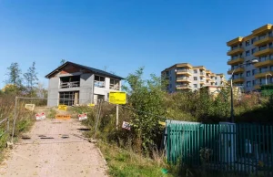 Urzędnicy uchylają nakaz rozbiórki samowoli budowlanej w Krakowie