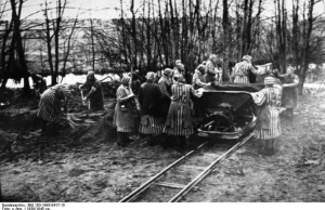 Niemcy wymordowali 40 tys. Polek w obozie Ravensbrueck.