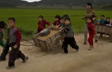 Życie codzienne w północnej części państwa Kim Dzong Una - zdjęcia.