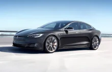Tesla na plusie, Model 3 bardzo dobrze się sprzedaje i napędza wyniki